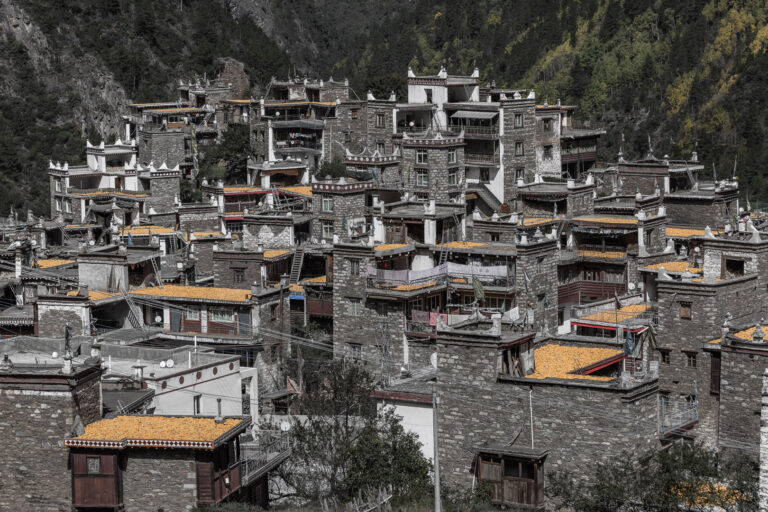 Wang Jinqin - 6四川牦牛沟藏族碉楼-佳能5d3-光圈9-感光度500-焦距100-2014.10.17